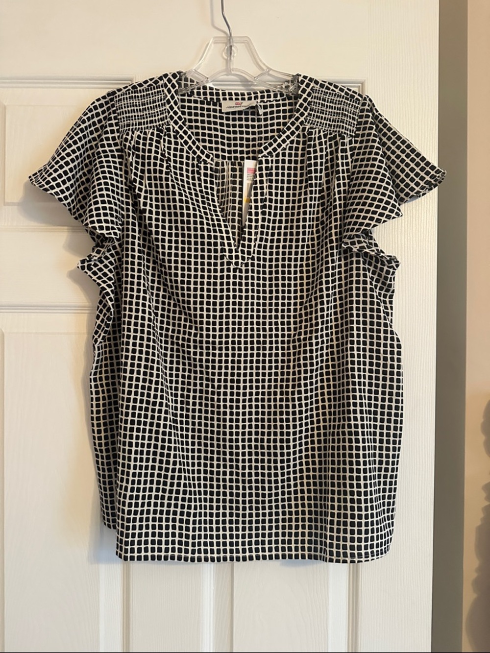Vineyard Vines Black and White Grid Ruffle Sleeve Blouse